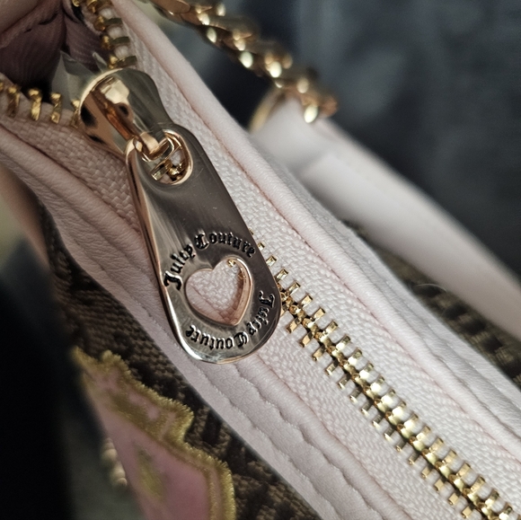 Juicy Couture Run The World Shoulder Bag - Picture 3 of 6